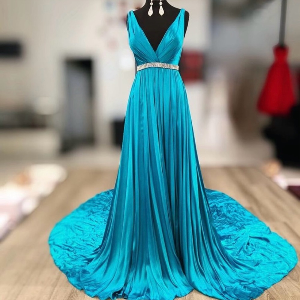 Jovani Couture Silk Turquoise Pageant Prom Gown with Train